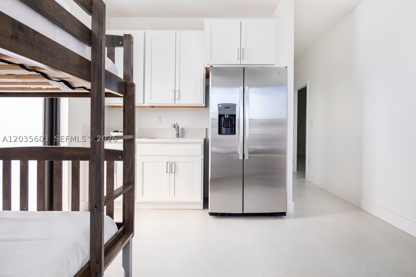 SAN ANTONIO ESTATES - Residential Lease