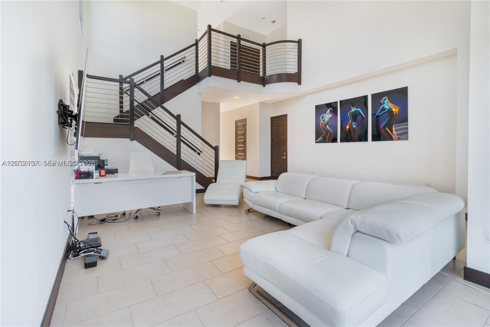 CRESTVIEW WEST - Residential Lease