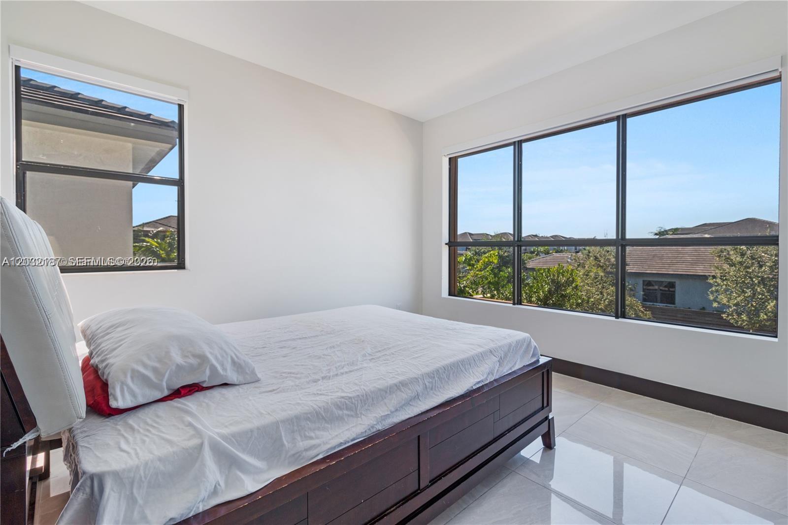 CRESTVIEW WEST - Residential Lease