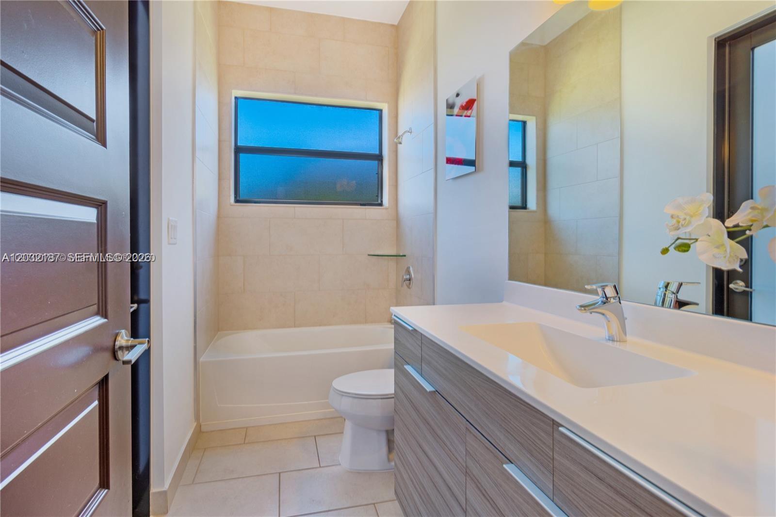 CRESTVIEW WEST - Residential Lease