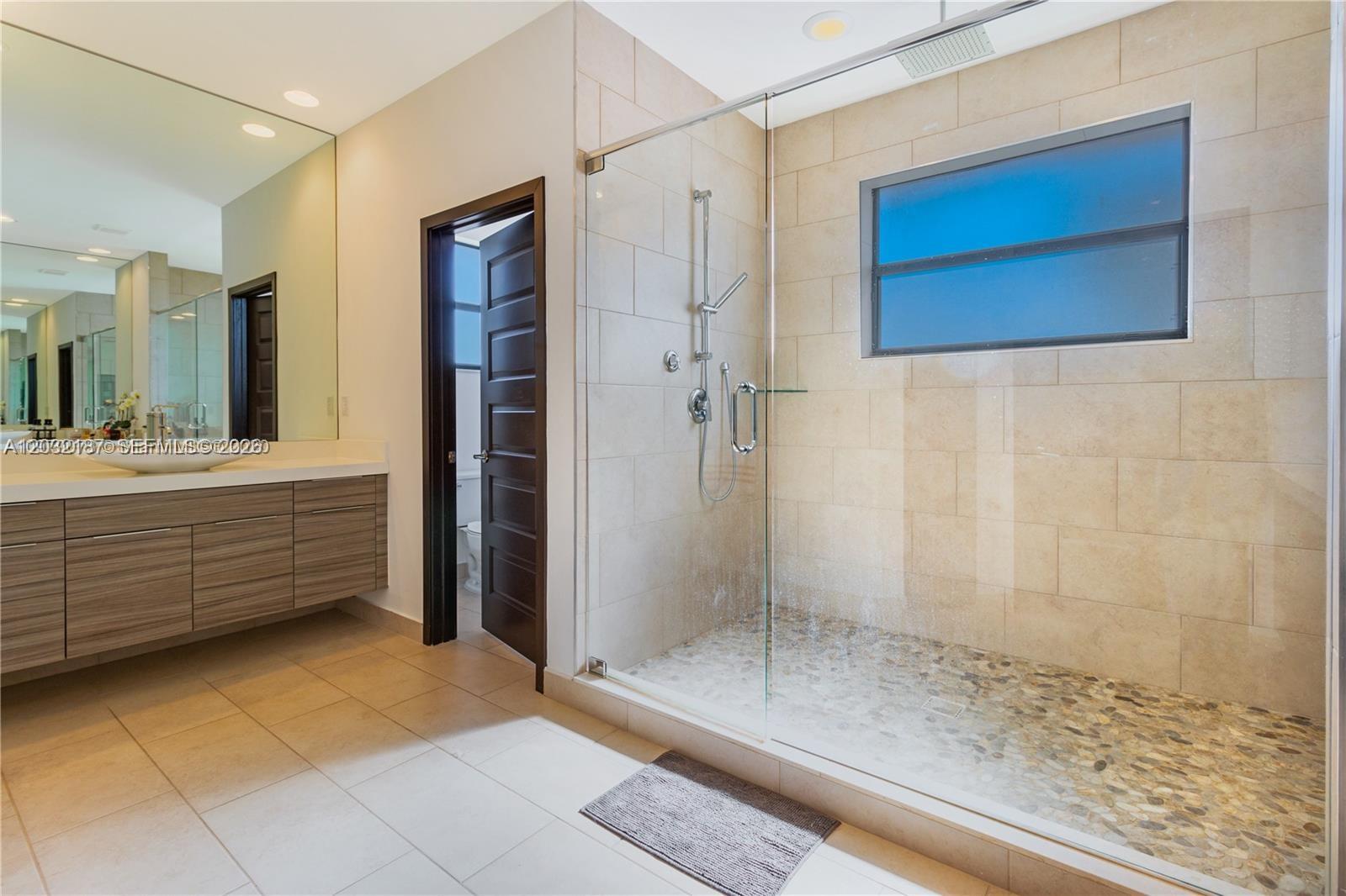 CRESTVIEW WEST - Residential Lease