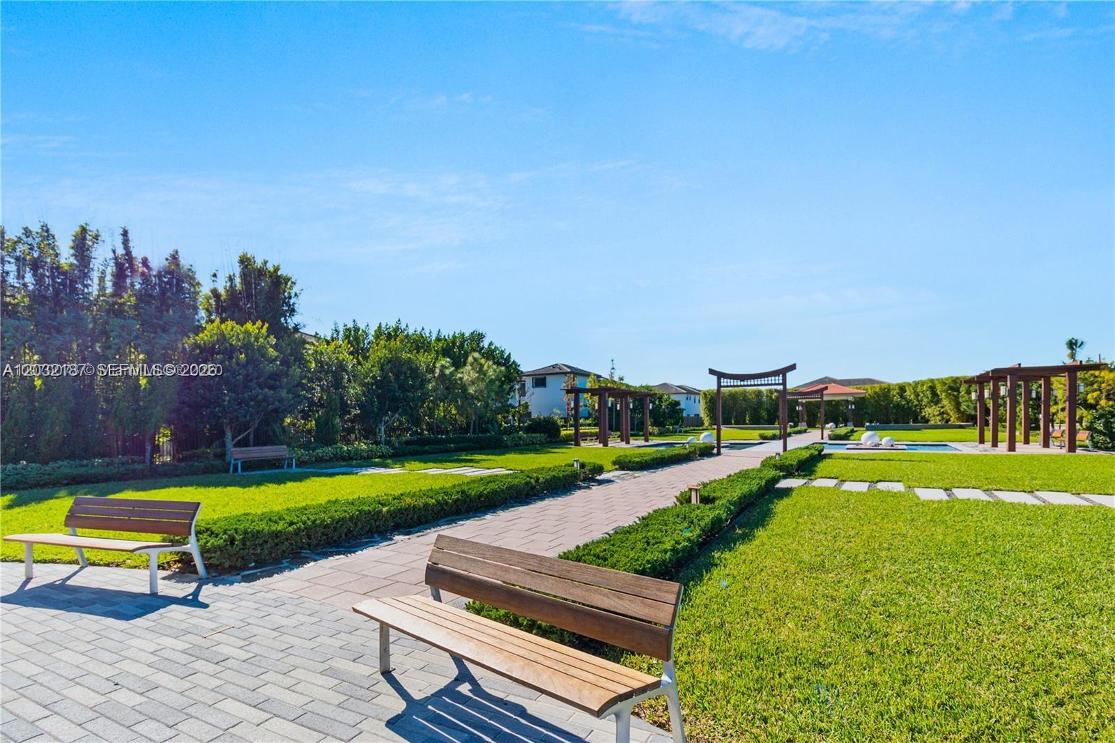 CRESTVIEW WEST - Residential Lease