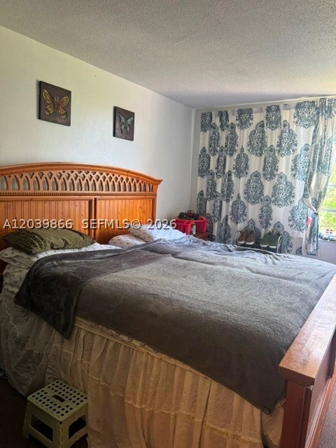 ROLLING GREEN CONDO F - Residential