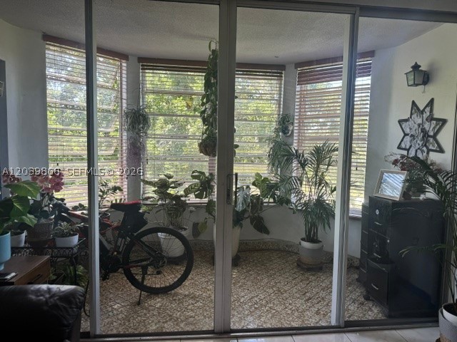 ROLLING GREEN CONDO F - Residential