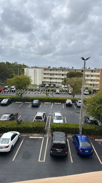ROLLING GREEN CONDO F - Residential