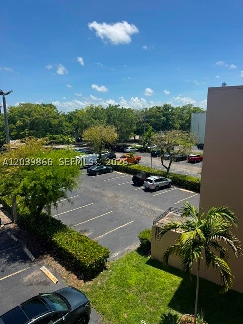 ROLLING GREEN CONDO F - Residential