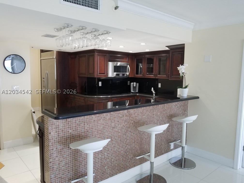 THE GRAND FKA VENETIA - Residential Lease