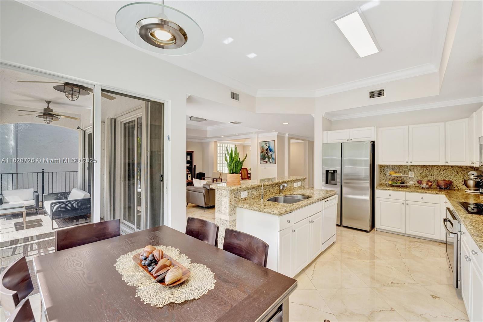 AVENTURA LAKES - PHASE II - Residential