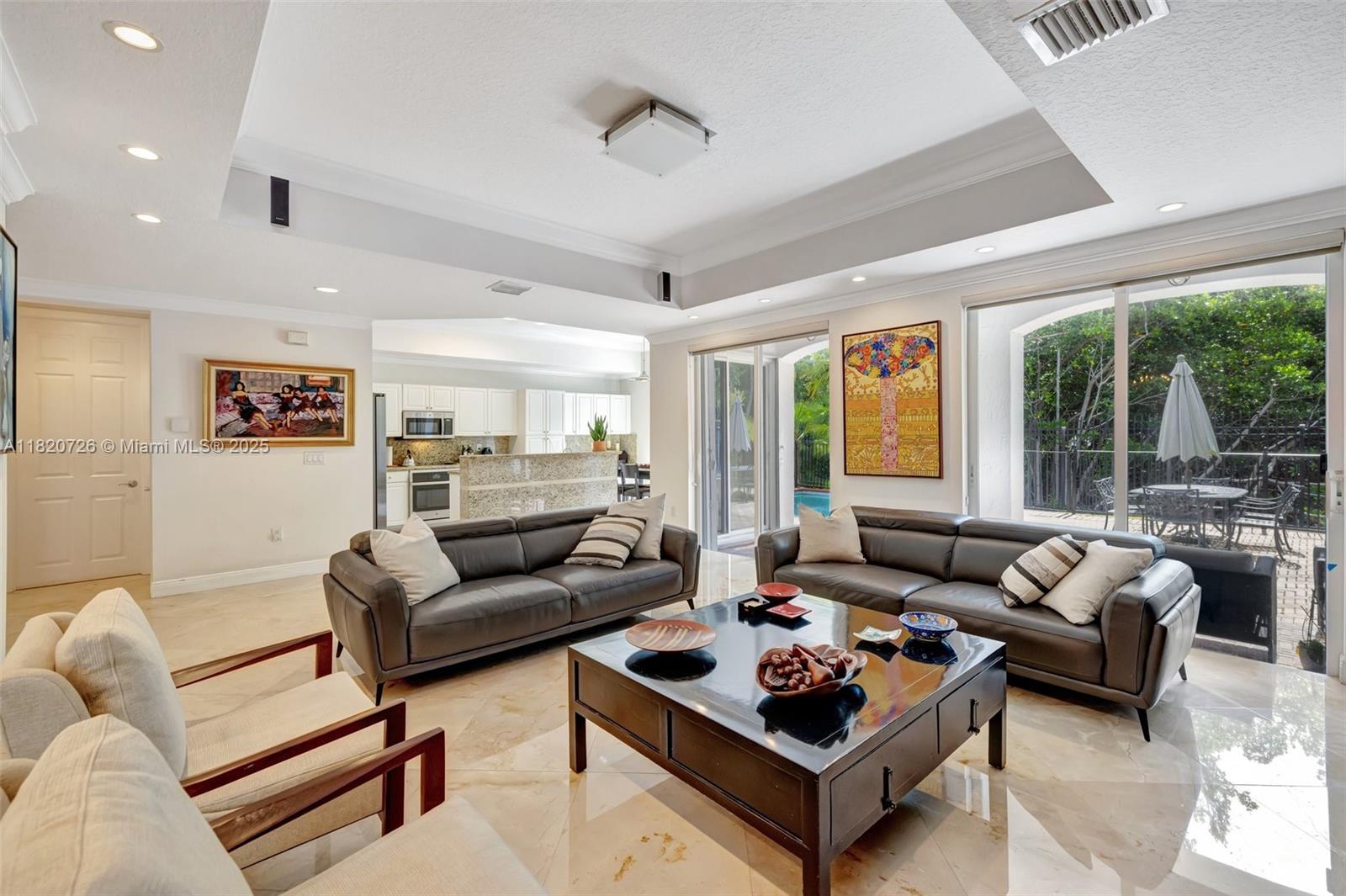 AVENTURA LAKES - PHASE II - Residential