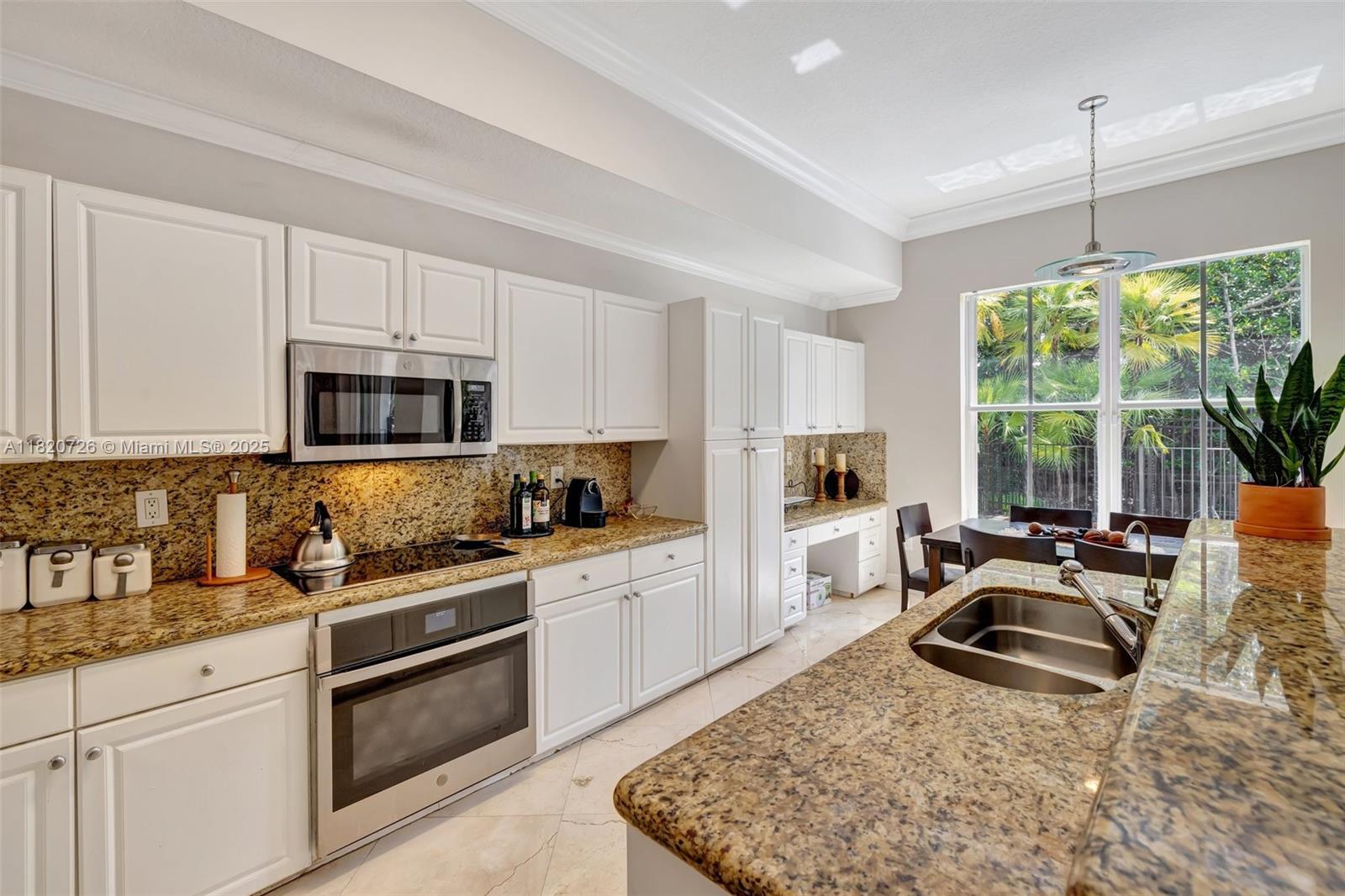 AVENTURA LAKES - PHASE II - Residential