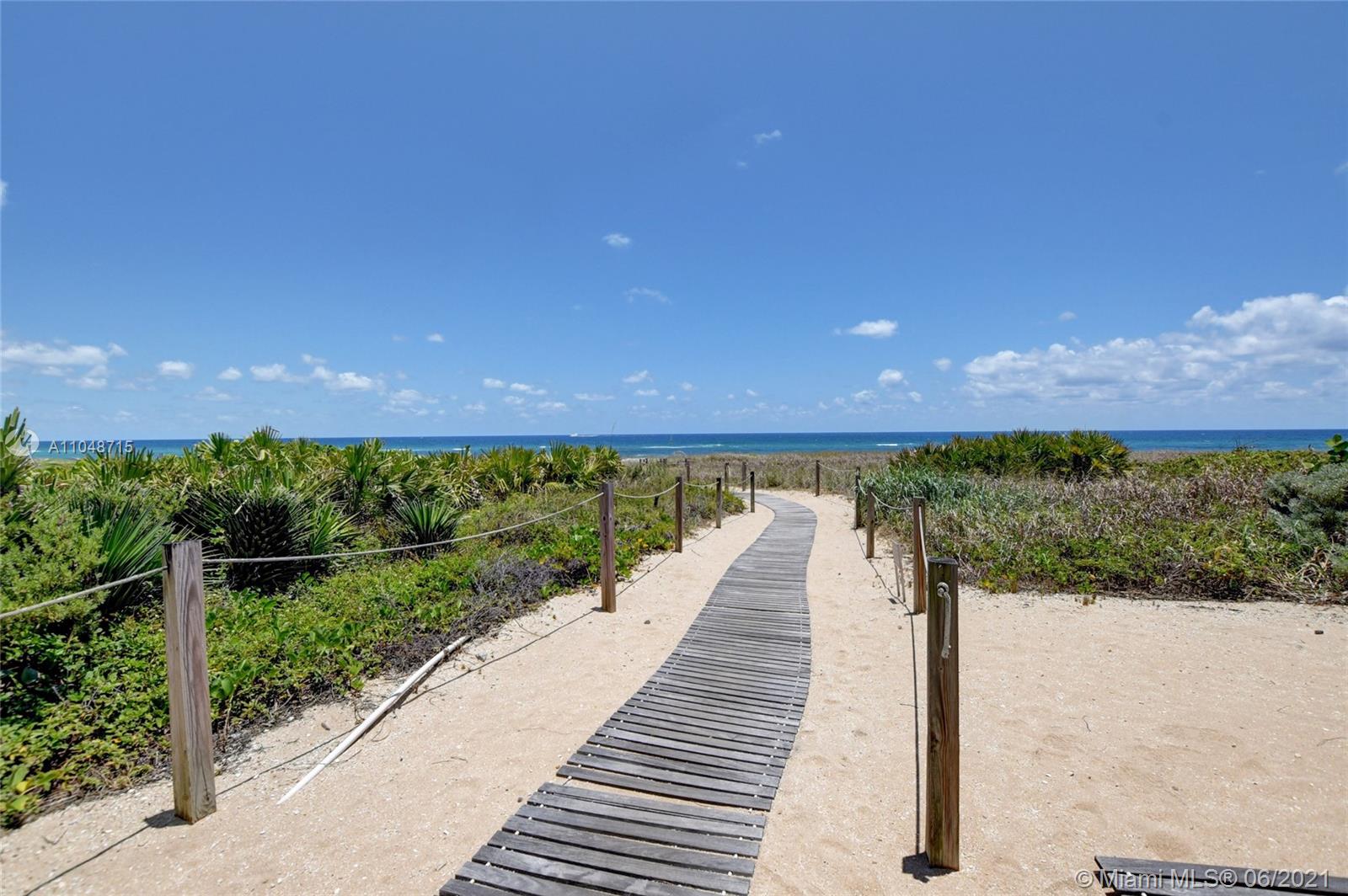 LUXURIA CONDO - Residential