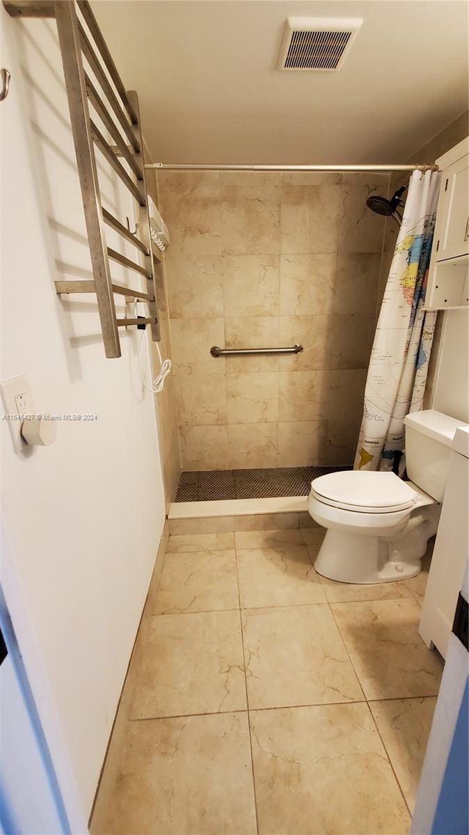 ENVOY NORTH CONDO - Residential Lease