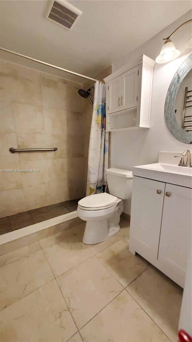 ENVOY NORTH CONDO - Residential Lease