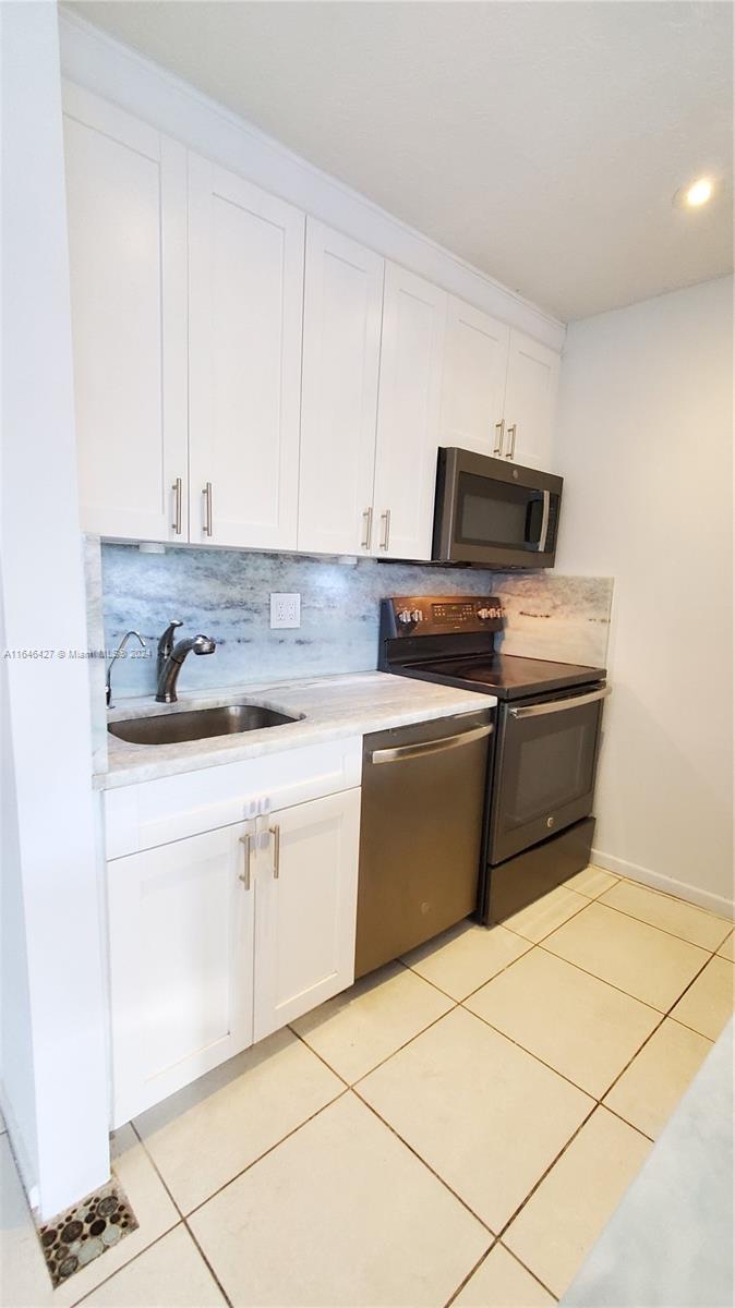 ENVOY NORTH CONDO - Residential Lease