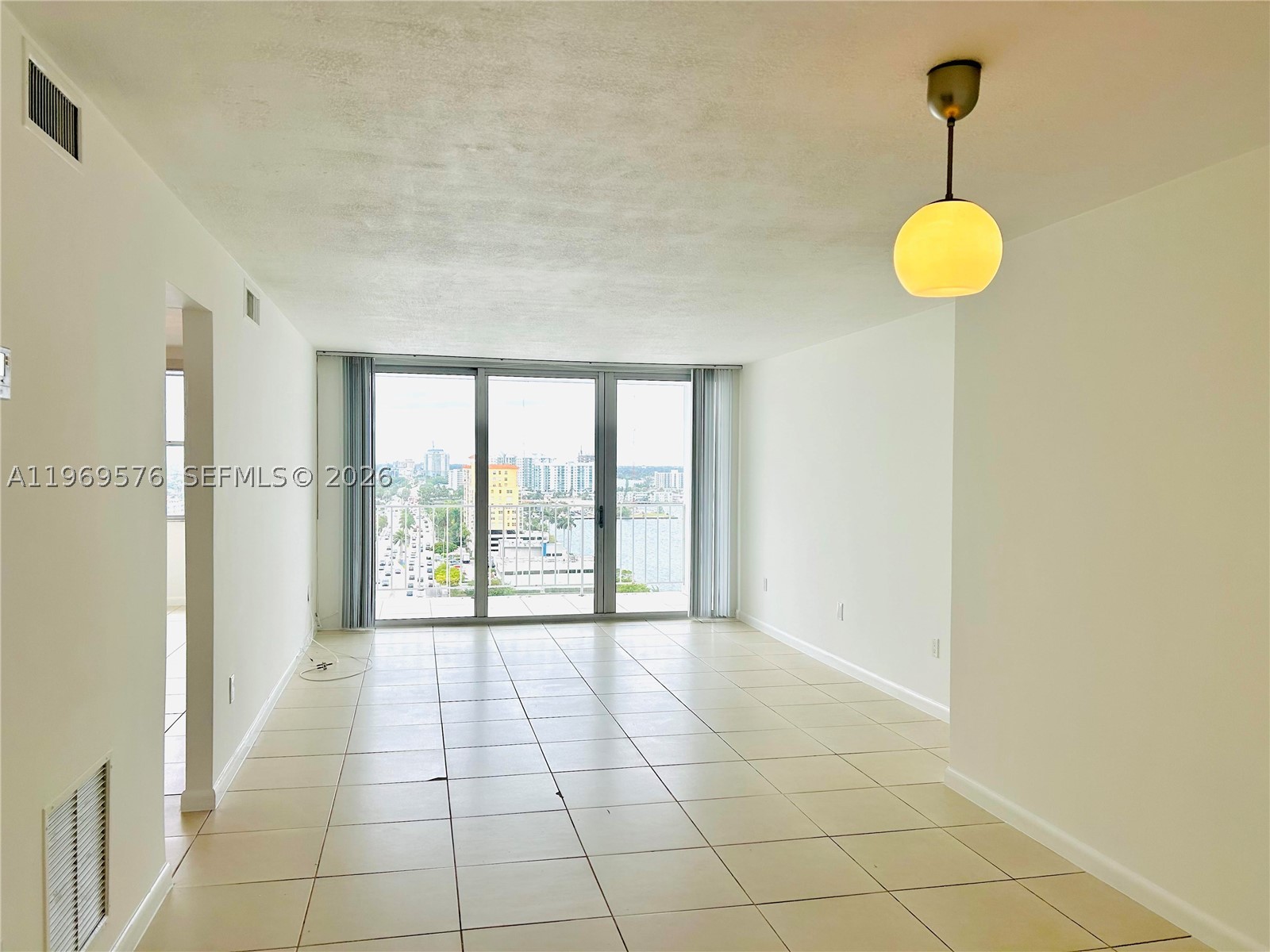 KENNEDY HOUSE CONDO - Residential