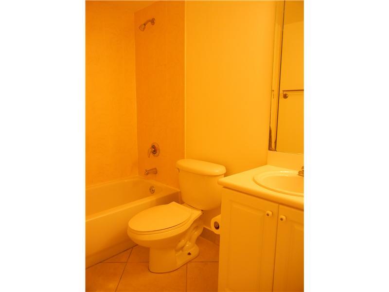 ISLAND PLACE AT NORTH BAY - Residential Lease