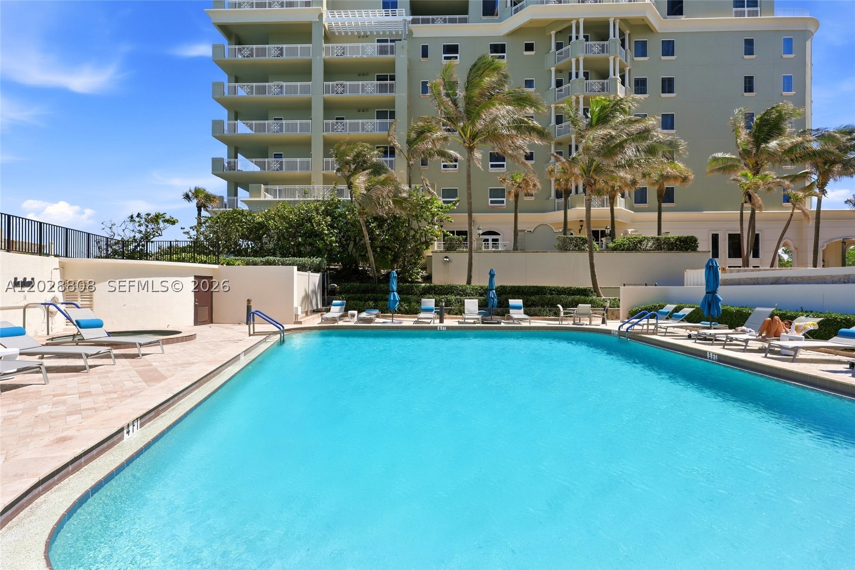 EASTPOINTE CONDO - Residential