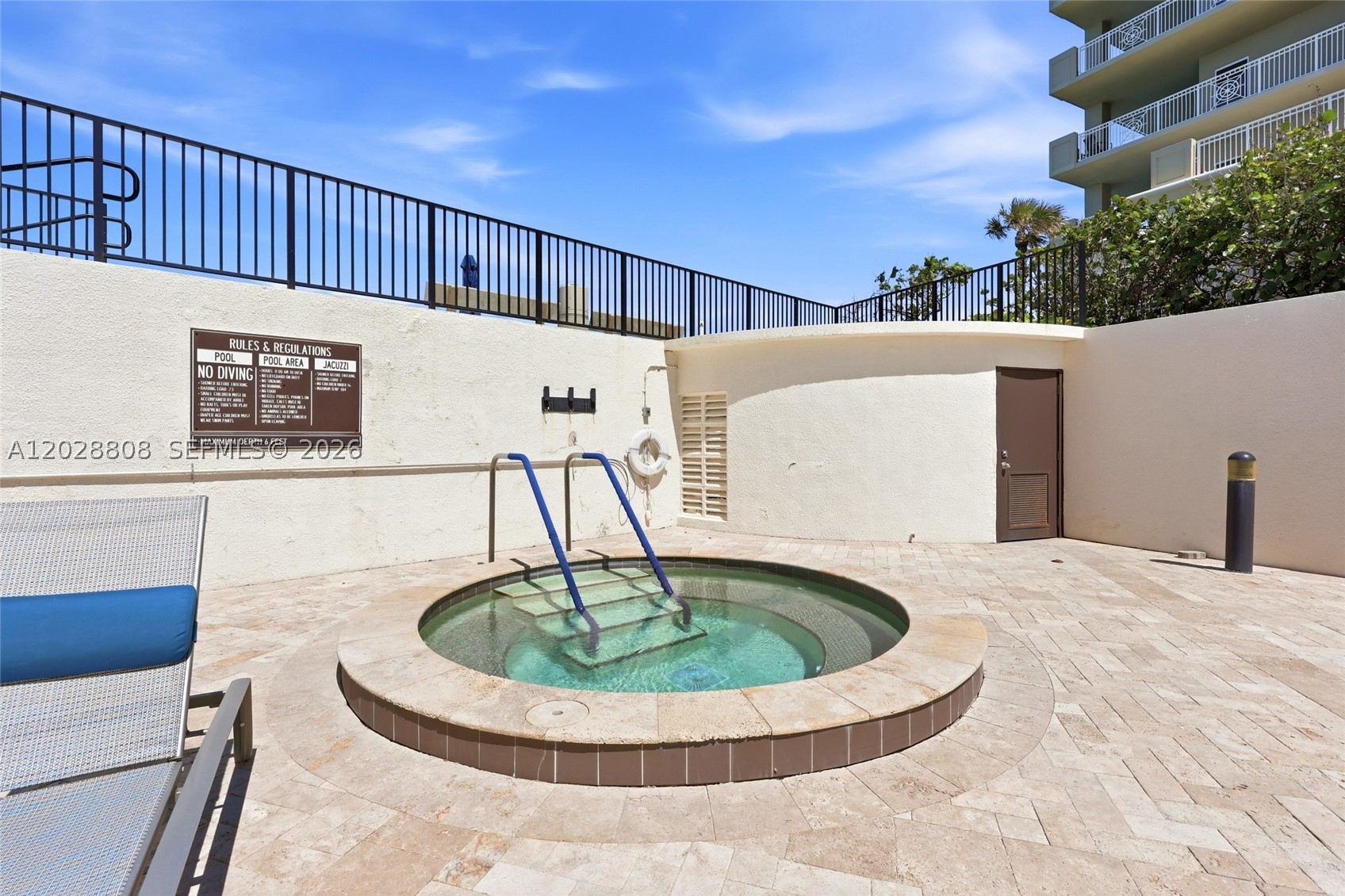 EASTPOINTE CONDO - Residential