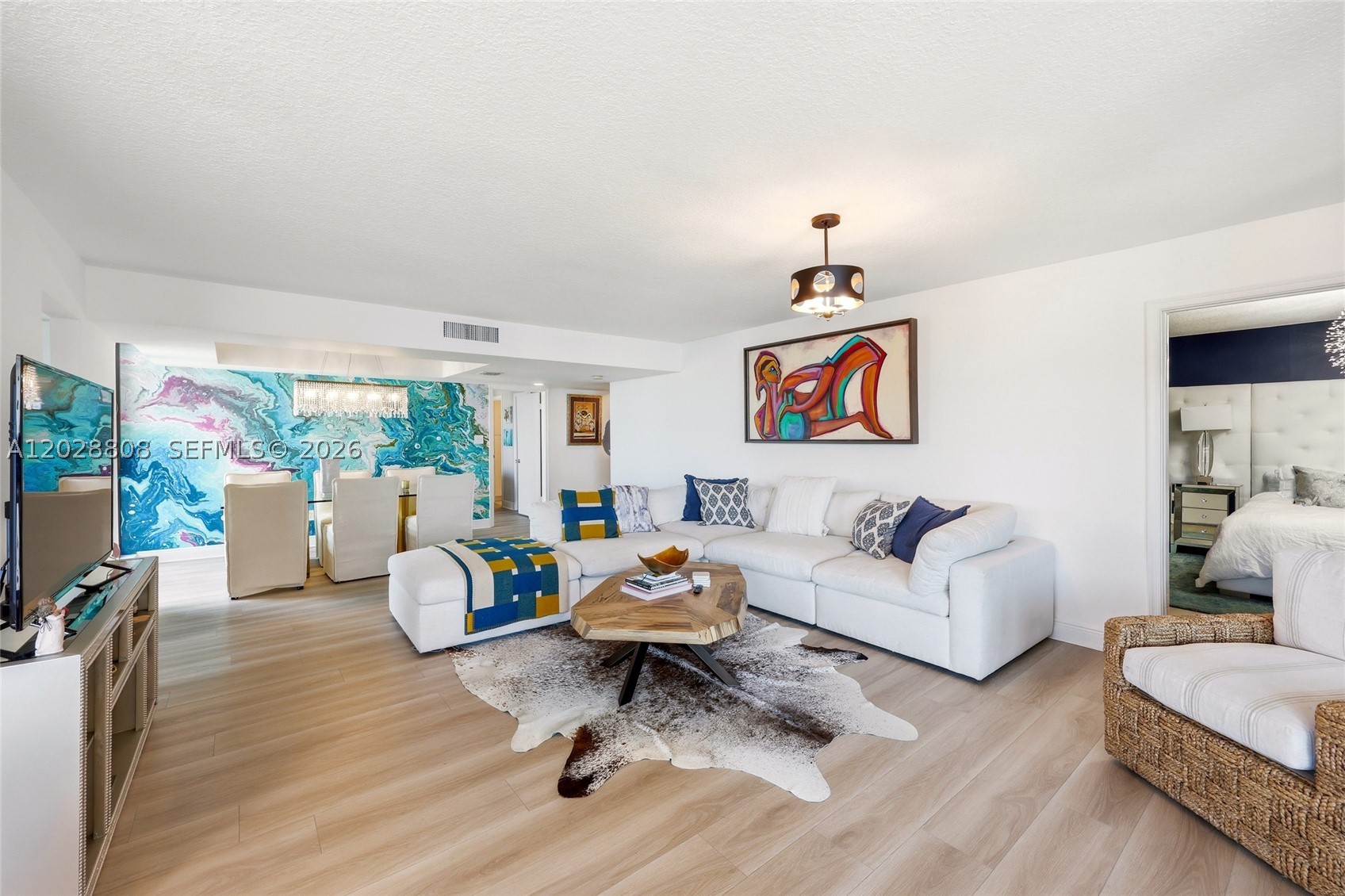 EASTPOINTE CONDO - Residential