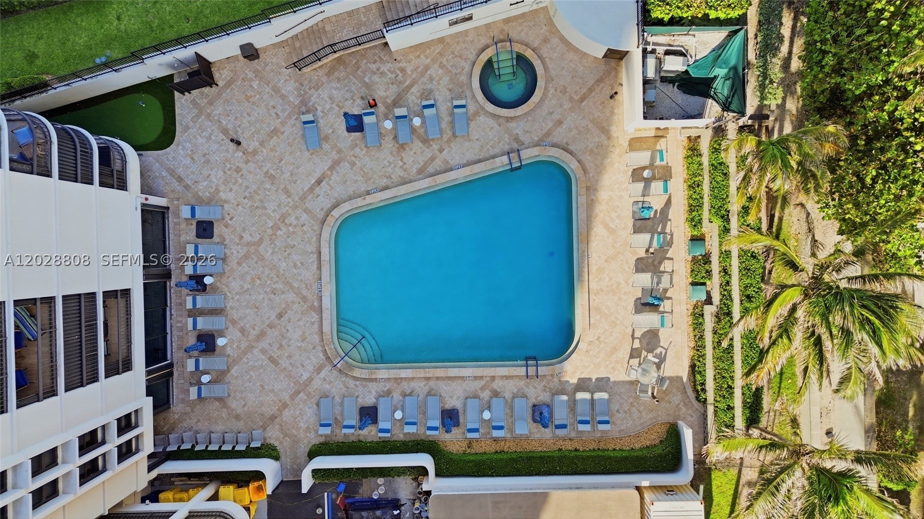 EASTPOINTE CONDO - Residential