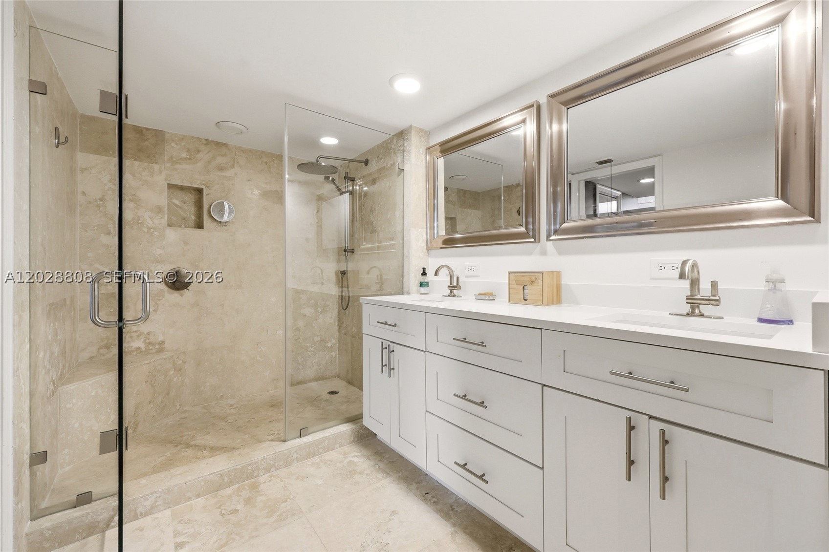 EASTPOINTE CONDO - Residential