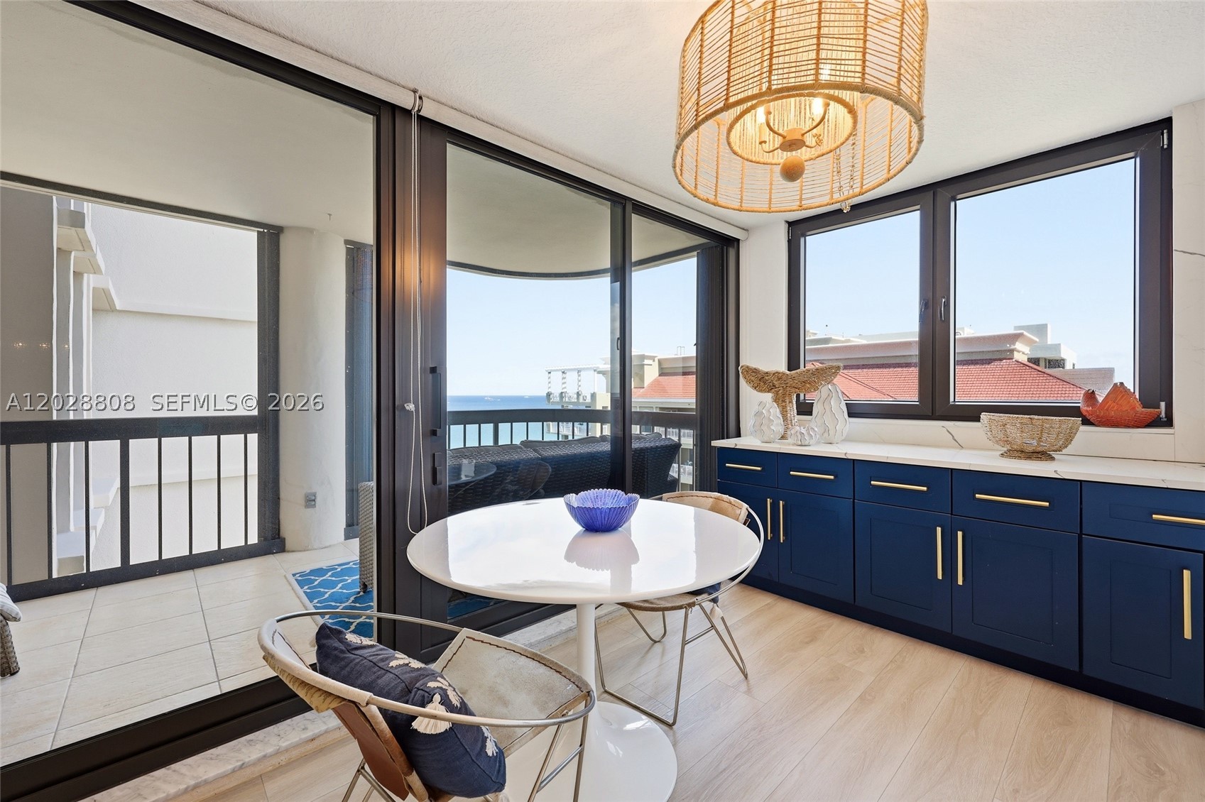 EASTPOINTE CONDO - Residential