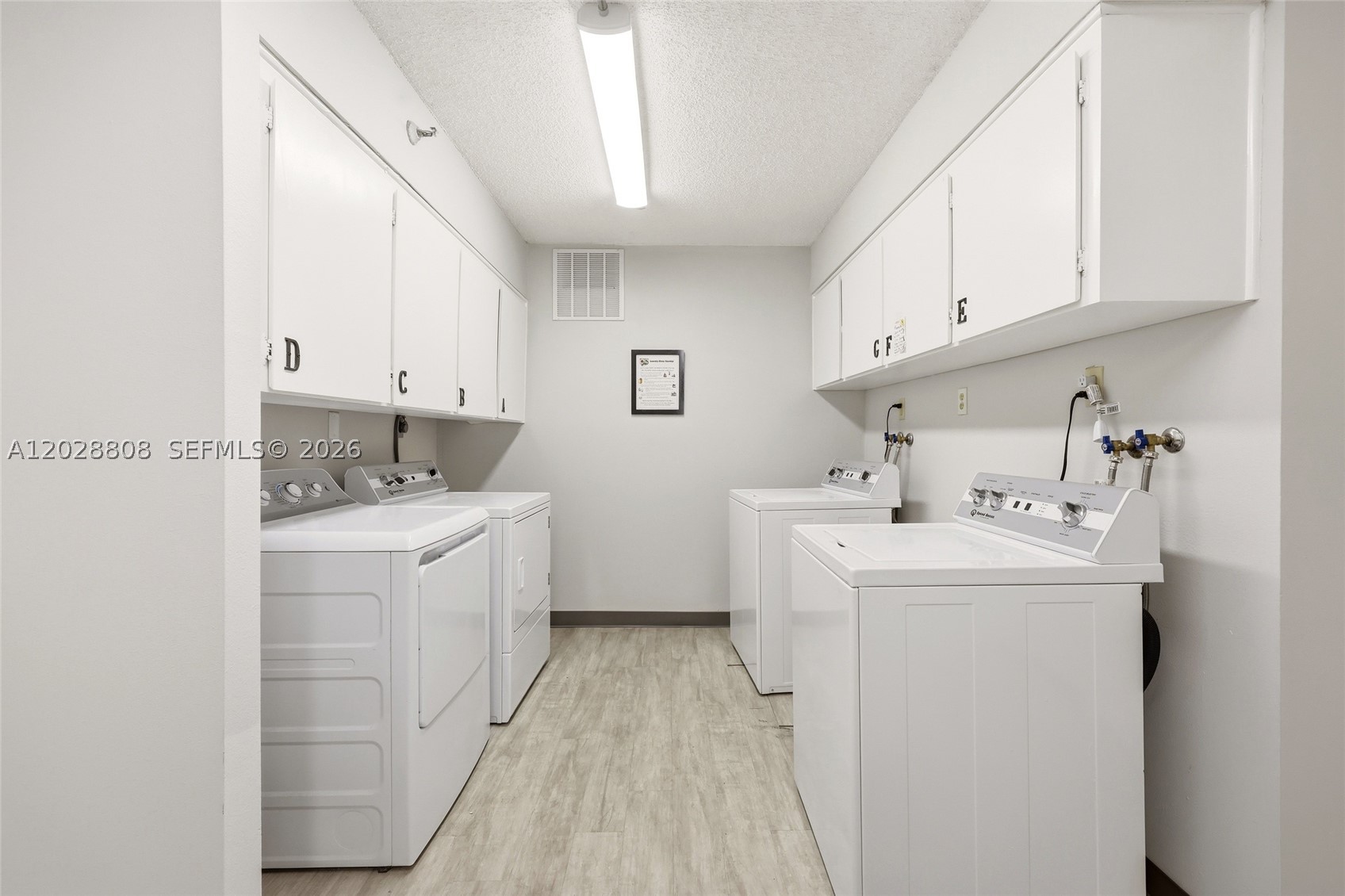 EASTPOINTE CONDO - Residential