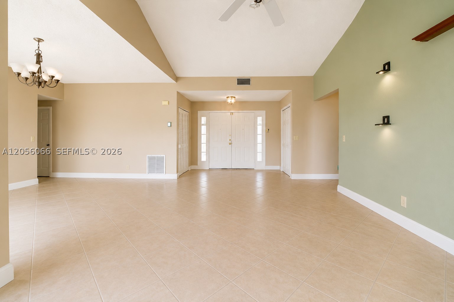 RIDGEVIEW LAKE ESTATES - Residential