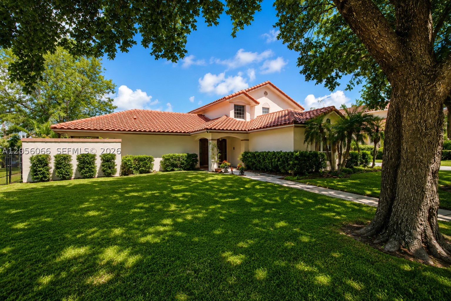 RIDGEVIEW LAKE ESTATES - Residential