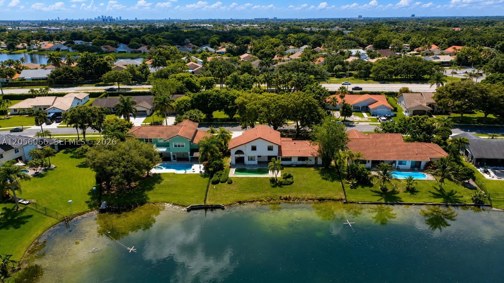 RIDGEVIEW LAKE ESTATES - Residential