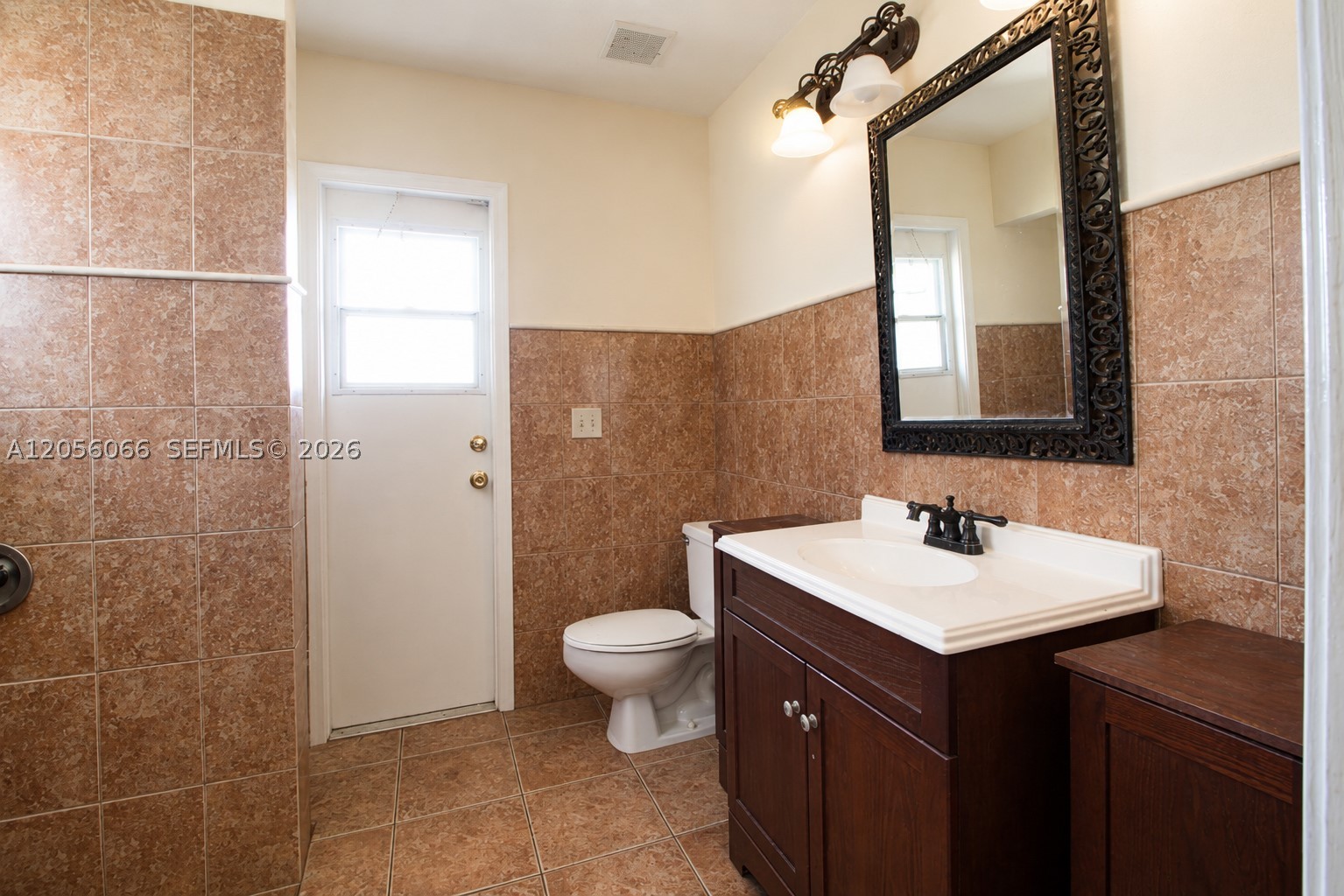 RIDGEVIEW LAKE ESTATES - Residential