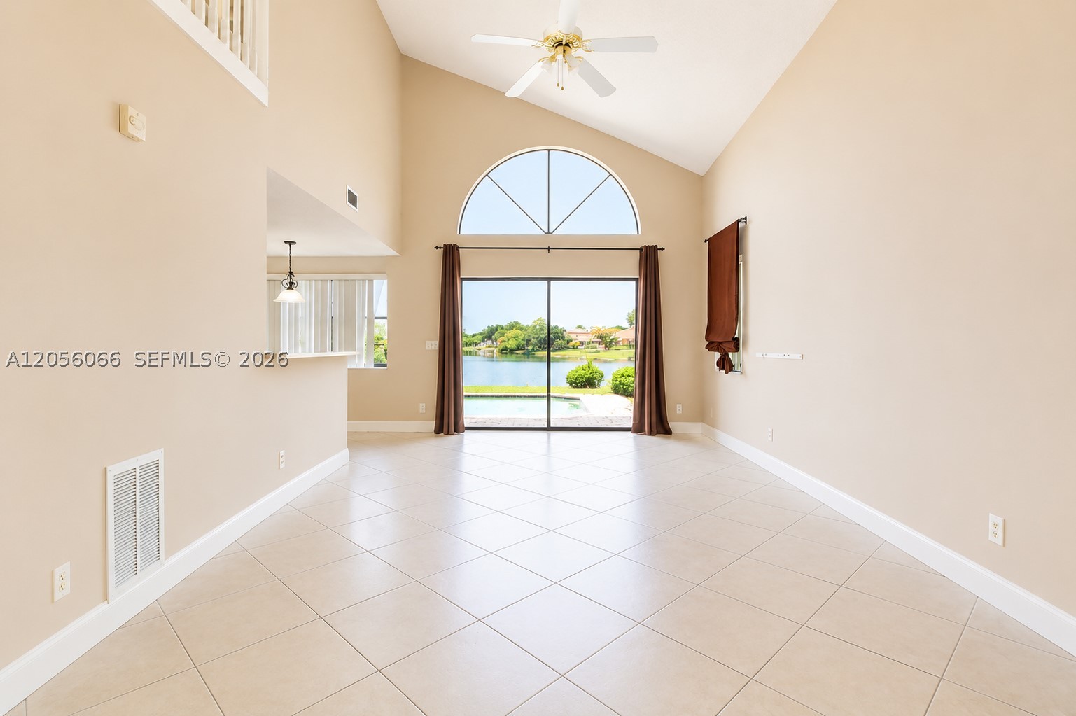RIDGEVIEW LAKE ESTATES - Residential