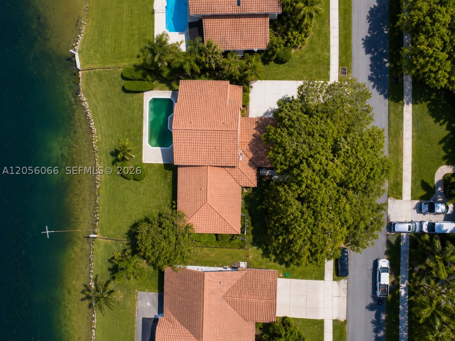 RIDGEVIEW LAKE ESTATES - Residential