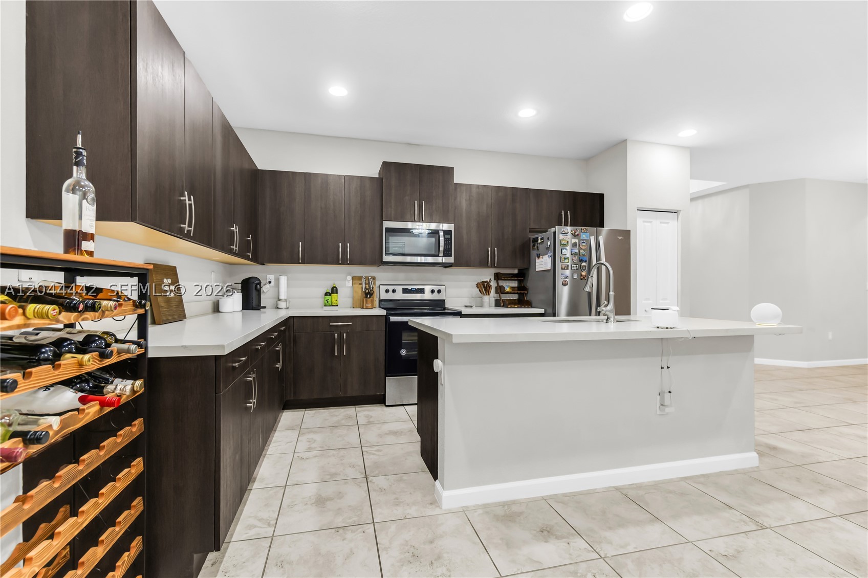 A H AT TURNPIKE SOUTH SEC - Residential
