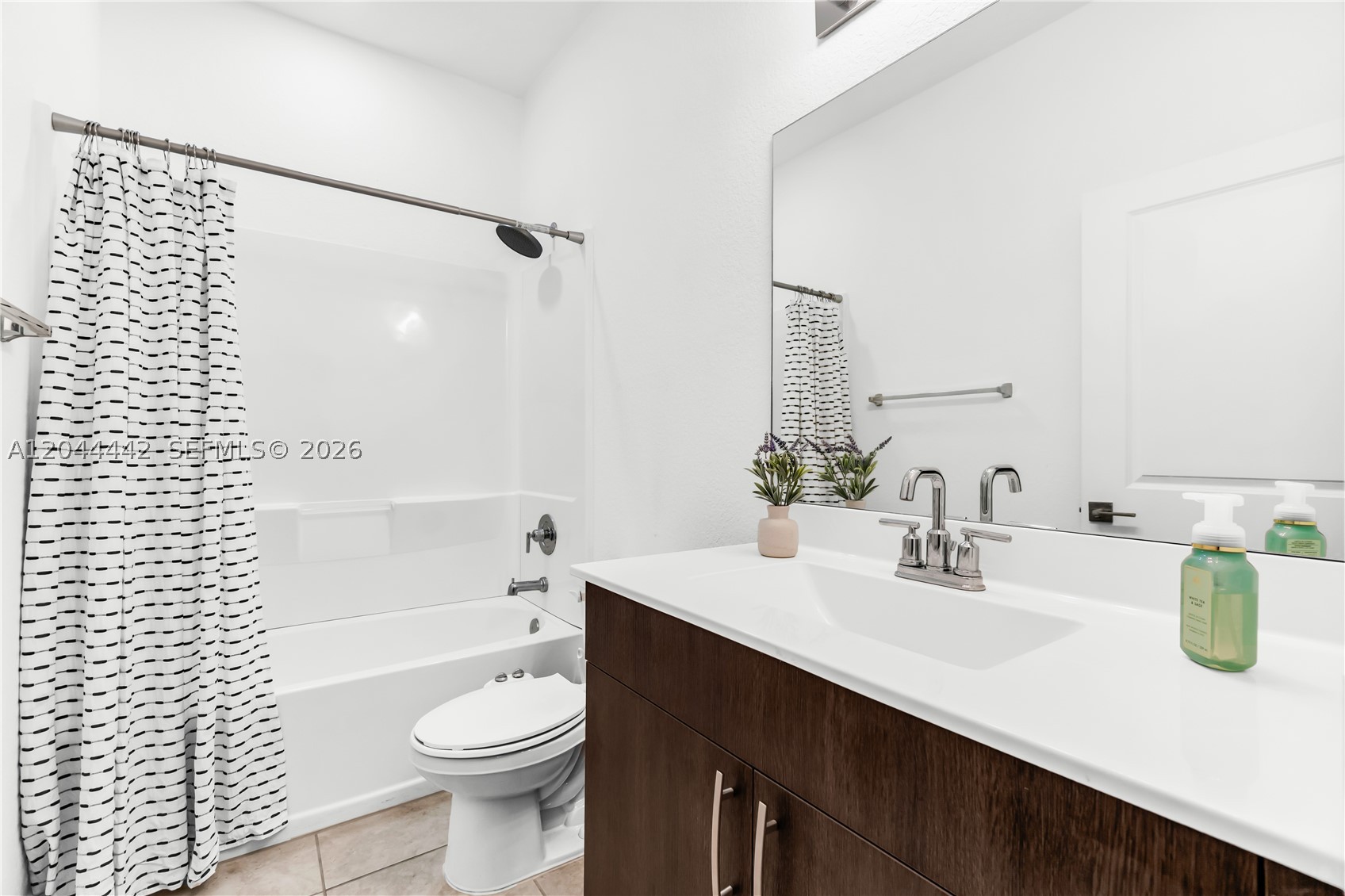 A H AT TURNPIKE SOUTH SEC - Residential