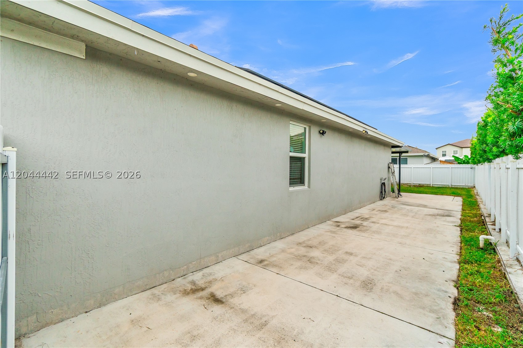 A H AT TURNPIKE SOUTH SEC - Residential