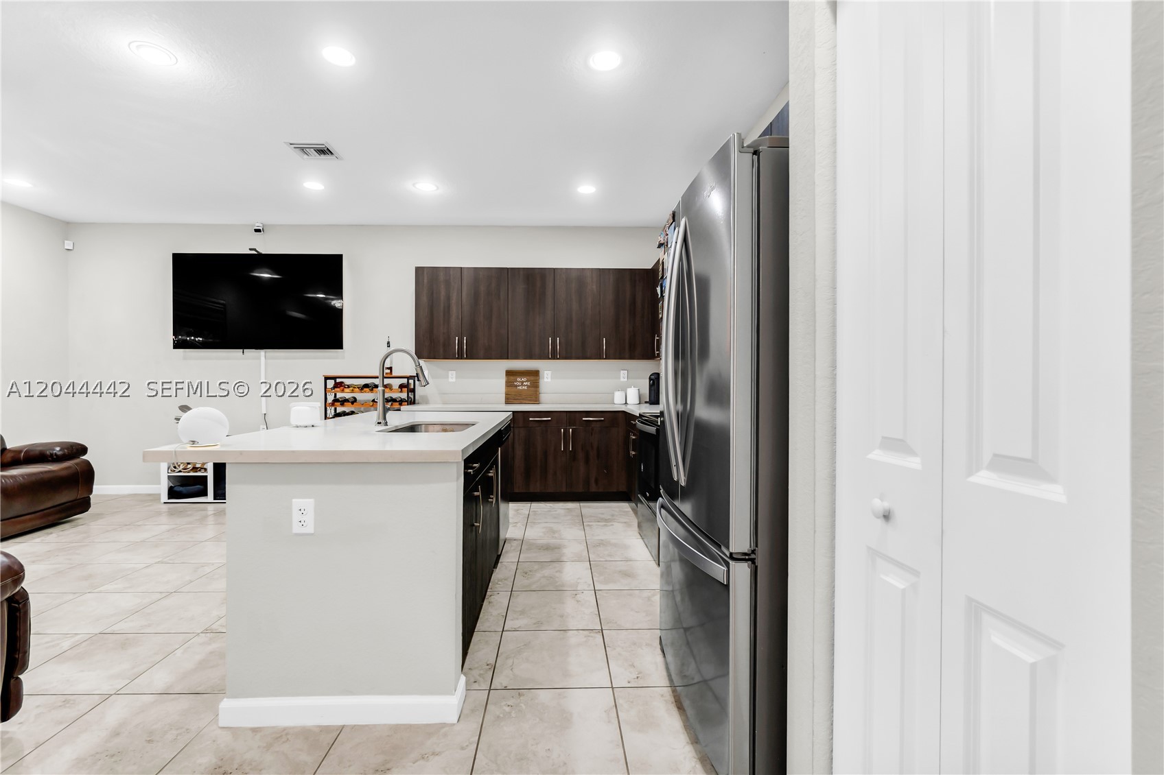 A H AT TURNPIKE SOUTH SEC - Residential