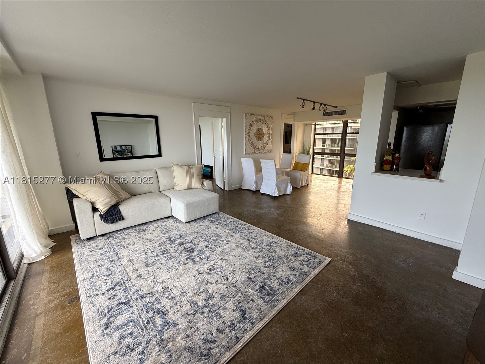 THE FLATS AT MORNINGSIDE - Residential