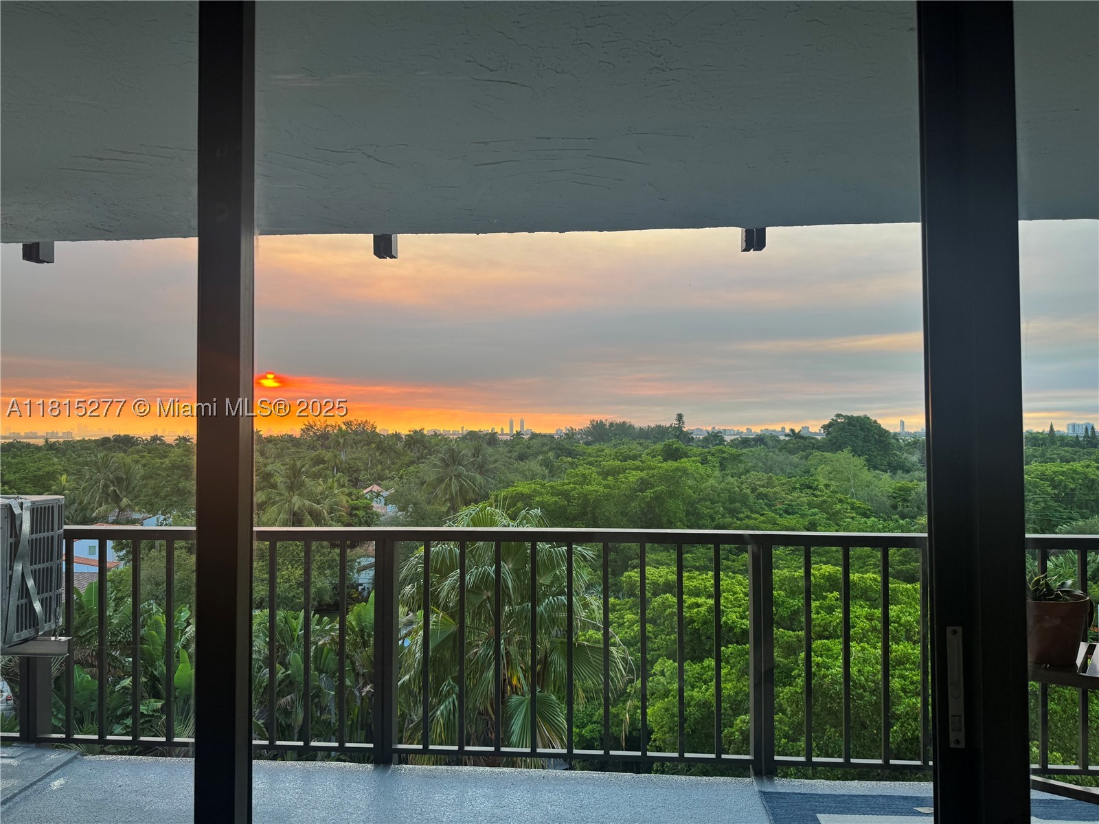 THE FLATS AT MORNINGSIDE - Residential