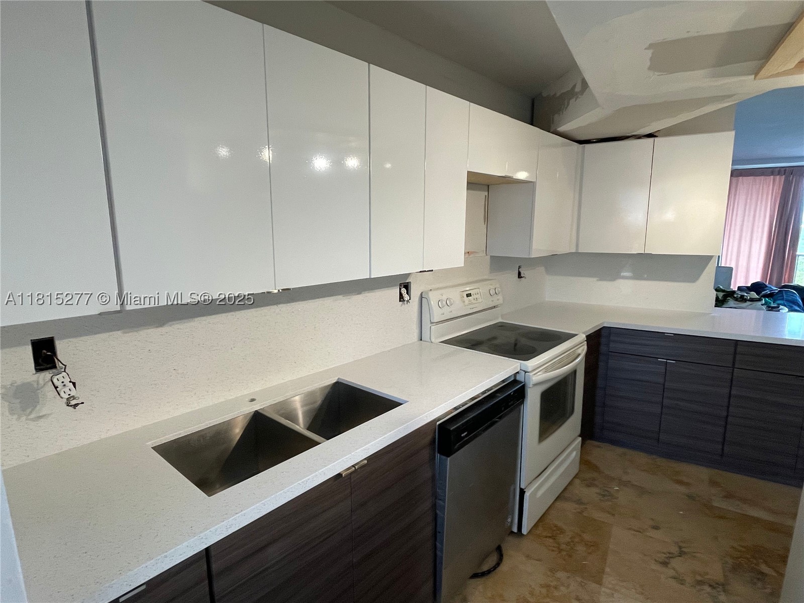 THE FLATS AT MORNINGSIDE - Residential