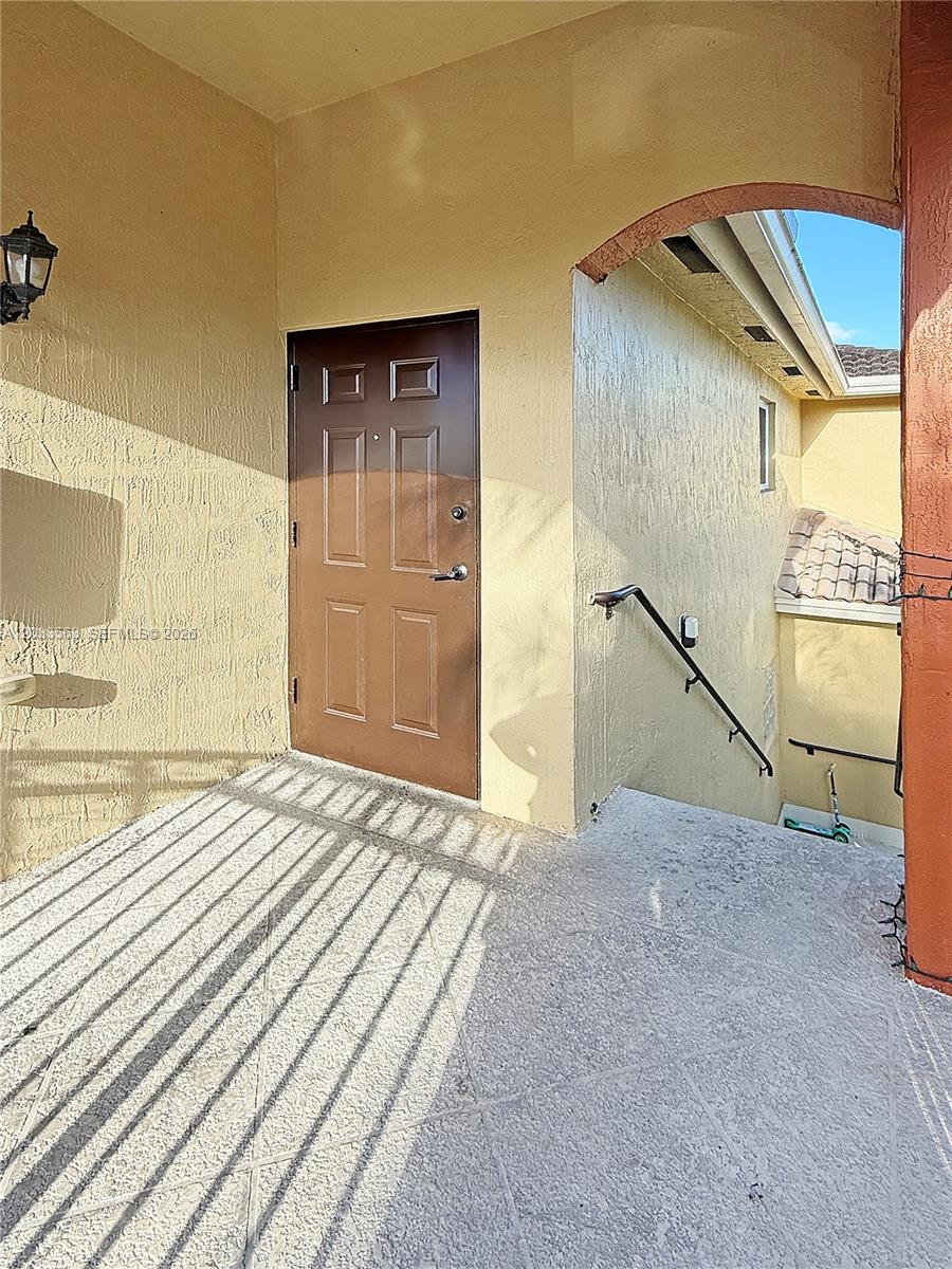 MONTEREY AT MALIBU BAY CO - Residential Lease