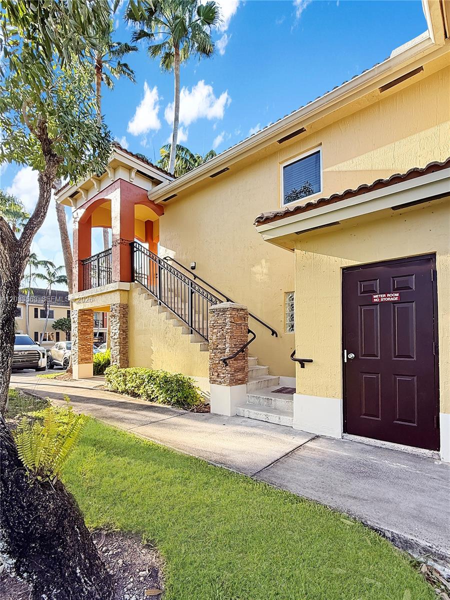 MONTEREY AT MALIBU BAY CO - Residential Lease