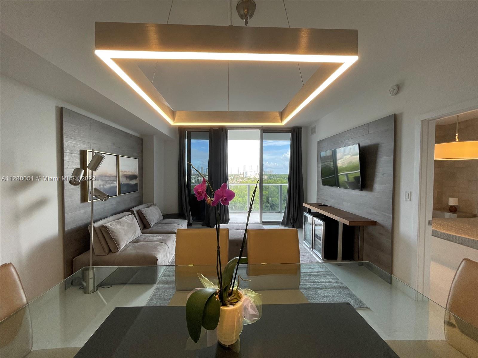 THE HARBOUR SOUTH CONDO - Residential Lease