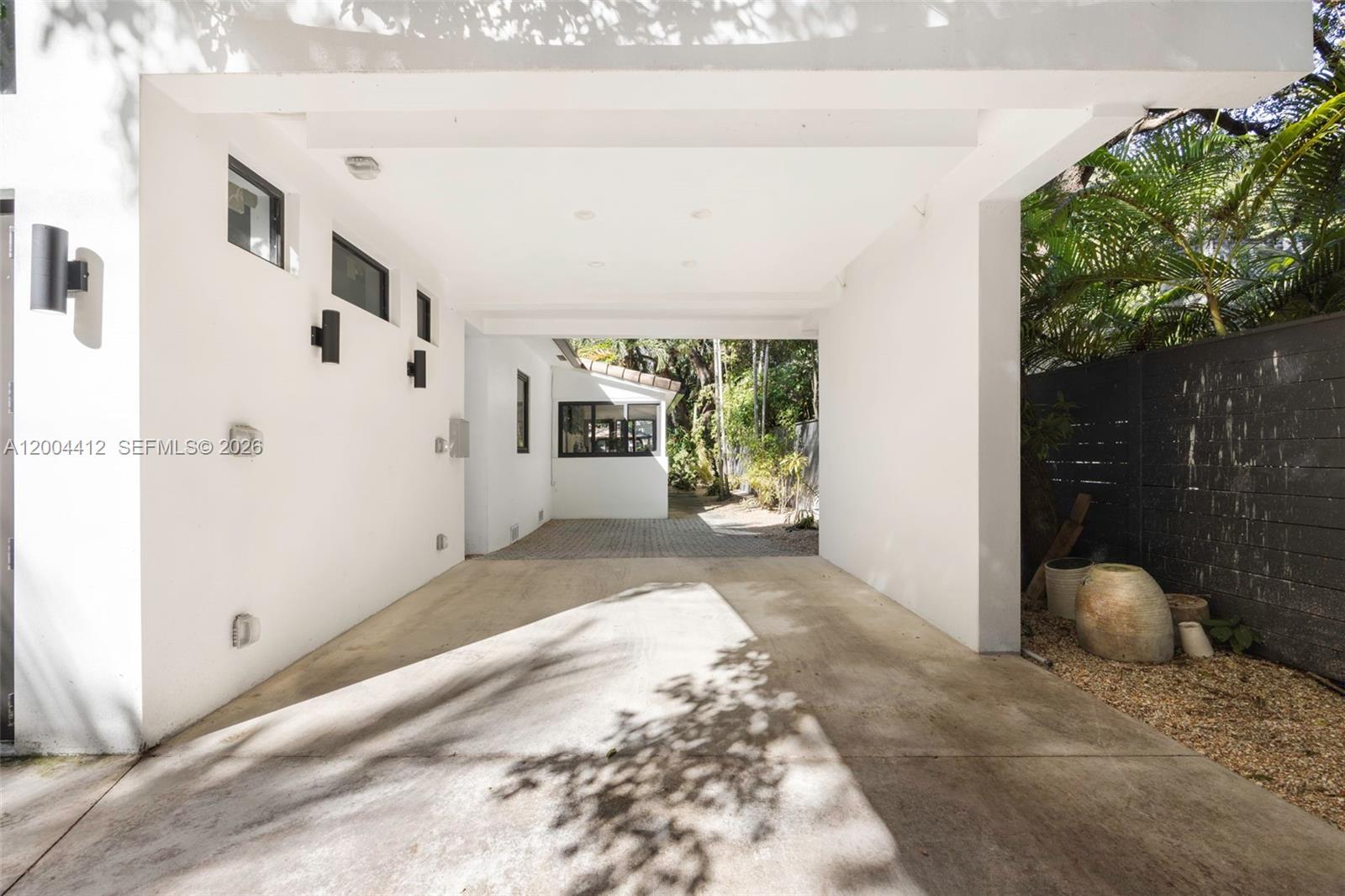 SUNSHINE VISTAS - Residential