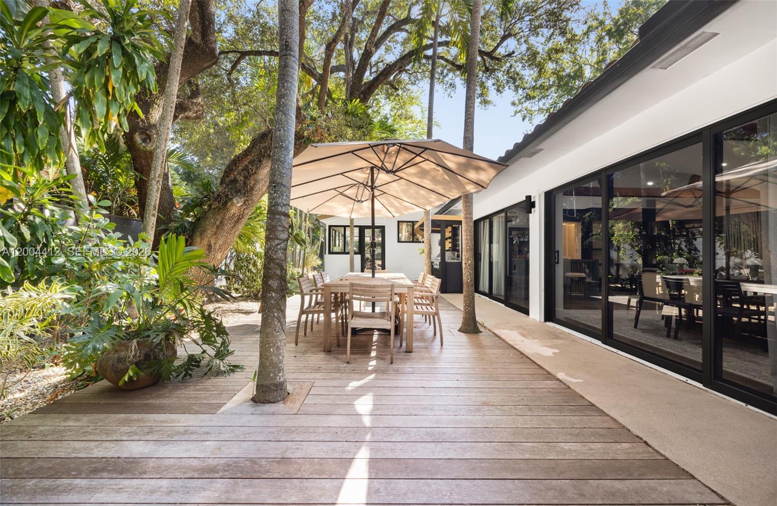 SUNSHINE VISTAS - Residential