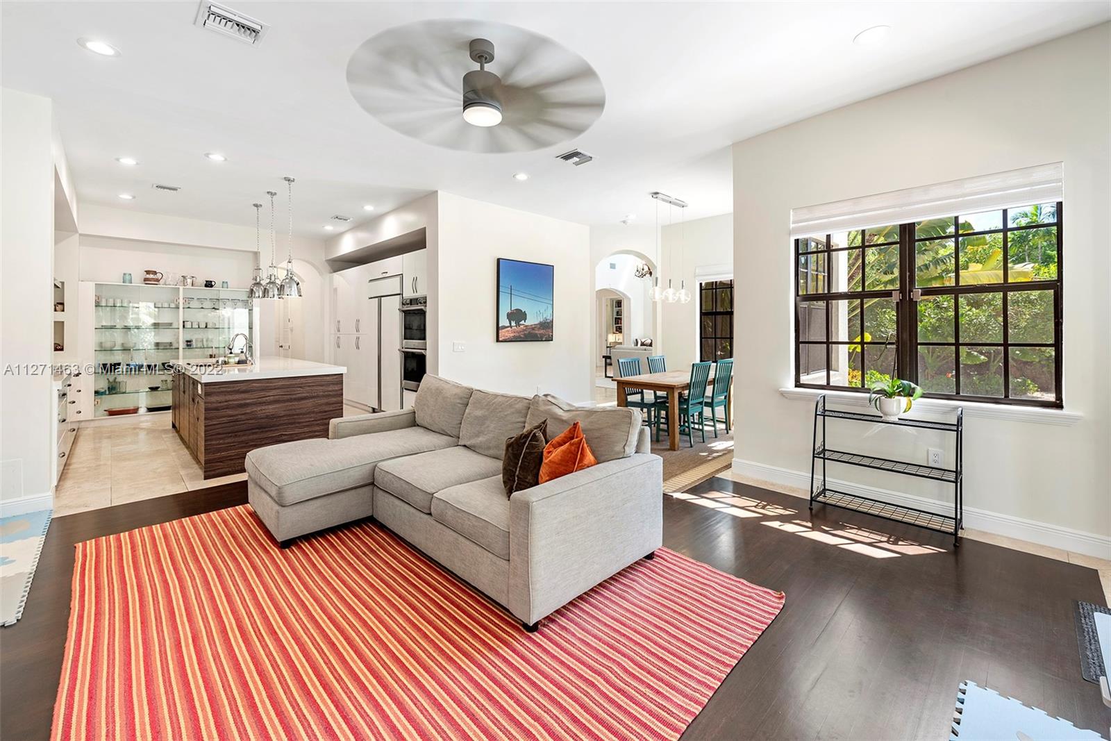 BAY HARBOR ISLAND - Residential