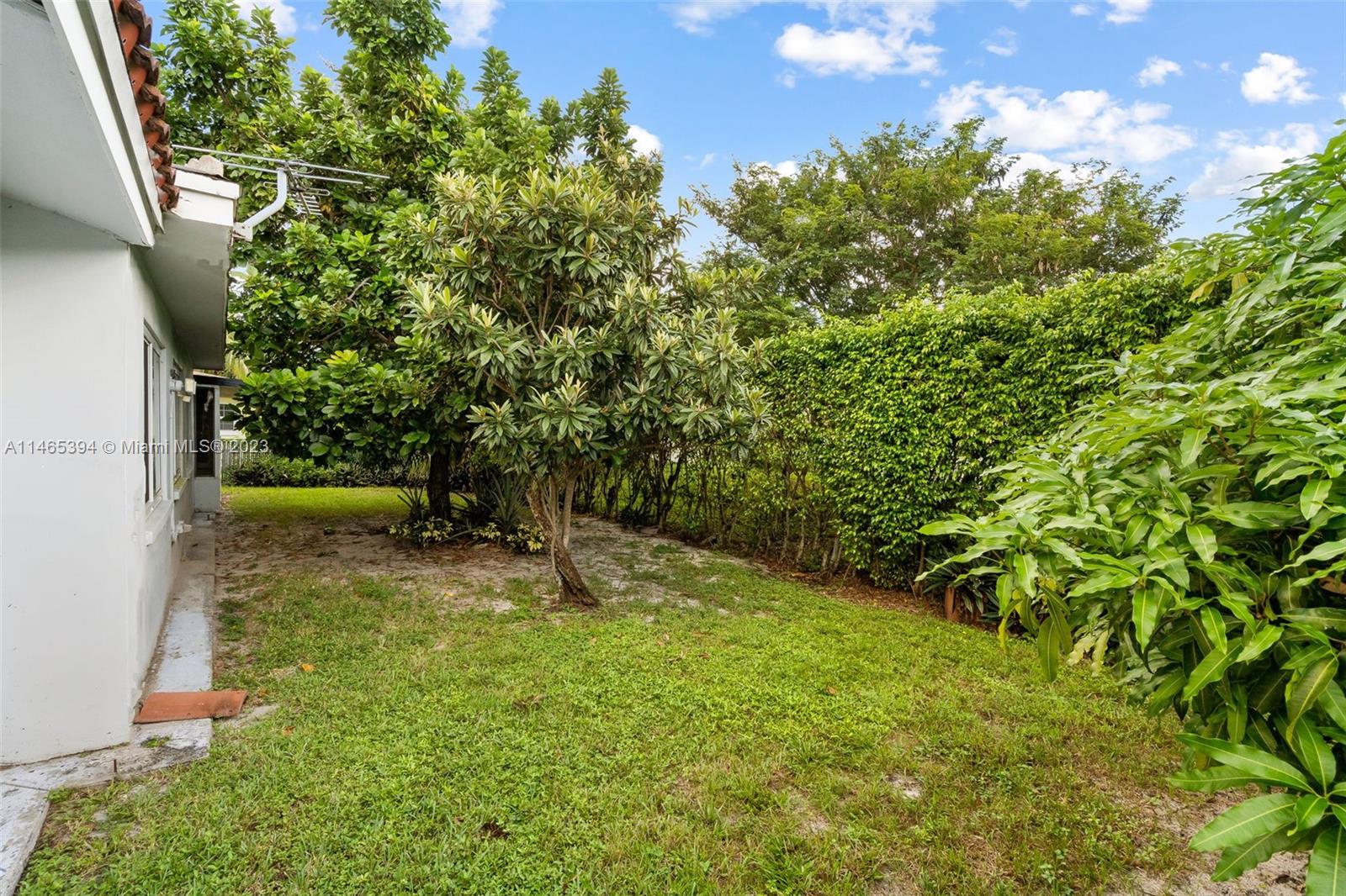 MAINLANDS OF TAMARAC LAKE - Residential Lease