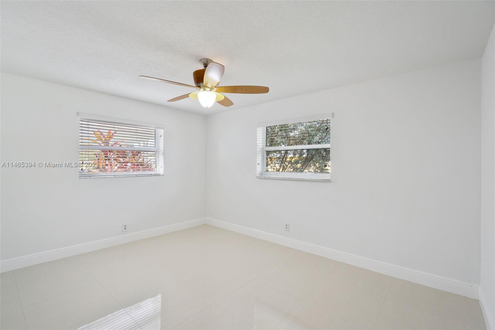 MAINLANDS OF TAMARAC LAKE - Residential Lease