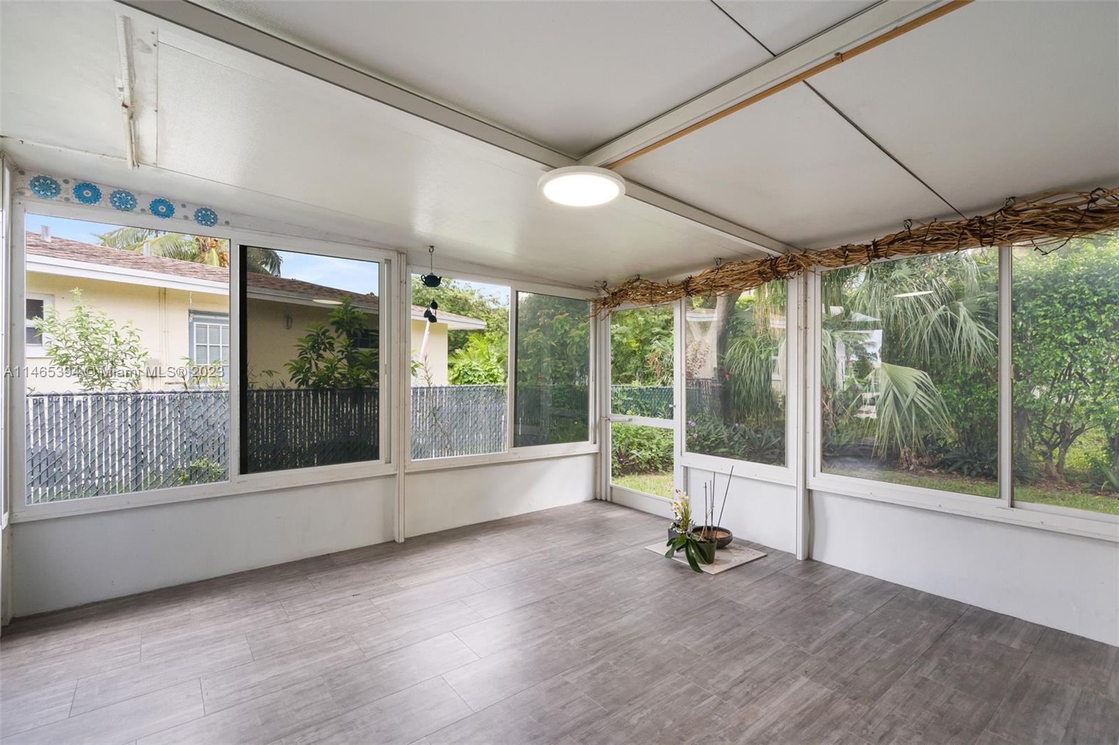 MAINLANDS OF TAMARAC LAKE - Residential Lease