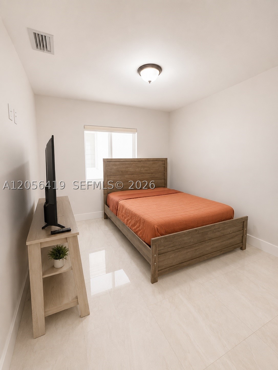 KEY LARGO OCEAN RESORT CO - Residential Lease